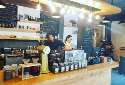 Curious Life Coffee Roasters : BLUE